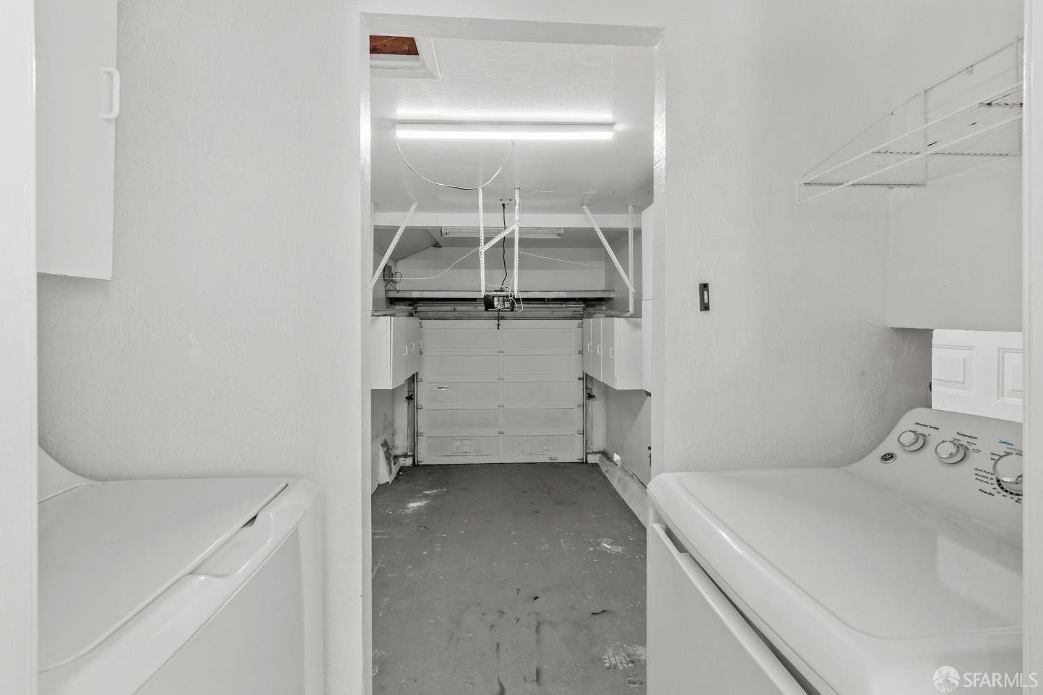 Detail Gallery Image 12 of 26 For 819 Thornhill Dr, Daly City,  CA 94015 - 3 Beds | 1/1 Baths