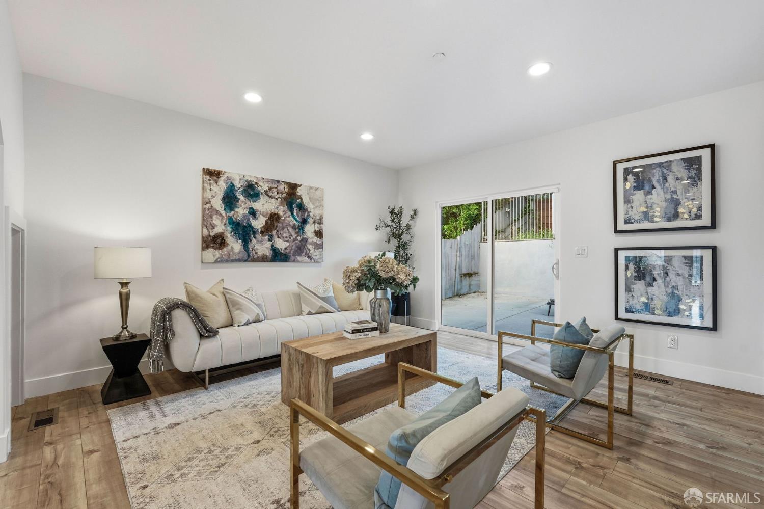 Detail Gallery Image 16 of 51 For 367 Heather Way, South San Francisco,  CA 94080 - 4 Beds | 3 Baths