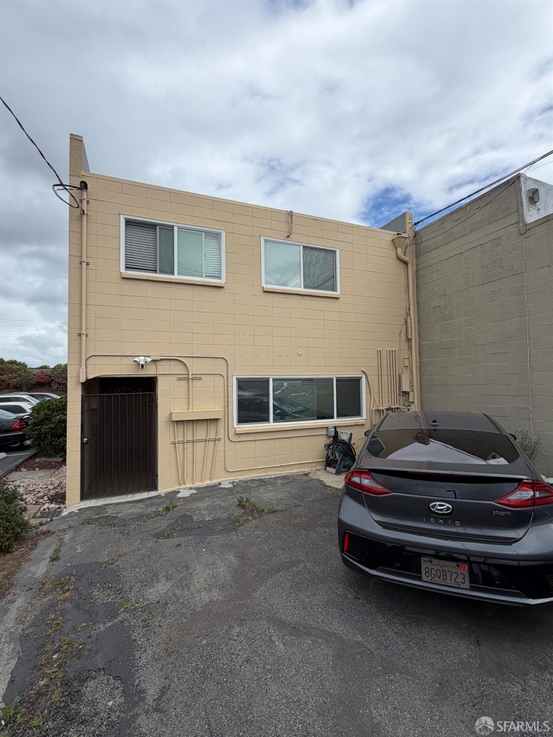 Detail Gallery Image 3 of 3 For 1124 El Camino Real, San Carlos,  CA 94070 - – Beds | – Baths