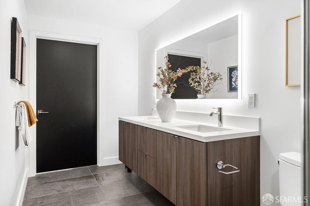 Detail Gallery Image 24 of 33 For 3620 Cesar Chavez St #303,  San Francisco,  CA 94110 - 2 Beds | 2 Baths