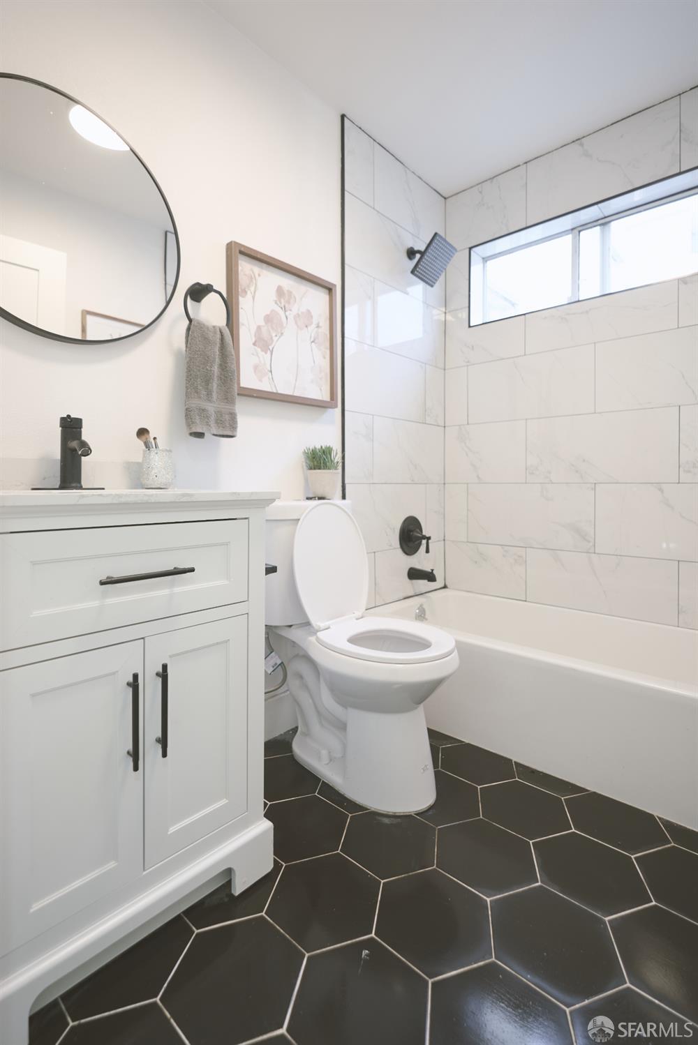 Detail Gallery Image 22 of 28 For 1270 South Van Ness Ave a,  San Francisco,  CA 94110 - 3 Beds | 1 Baths