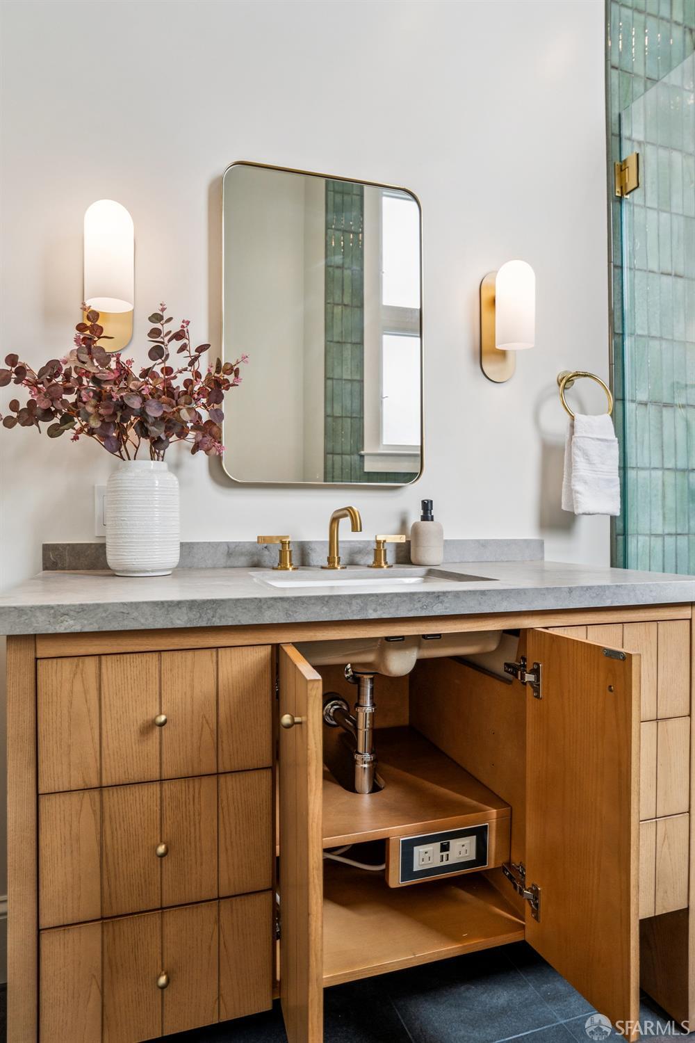 Photo #27: 426119546 Listing: Photo #27