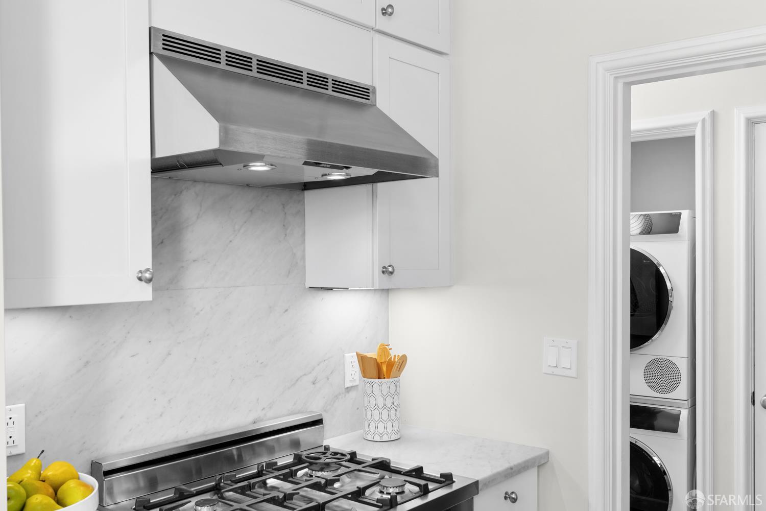 Photo #14: 426120021 Listing: Photo #14