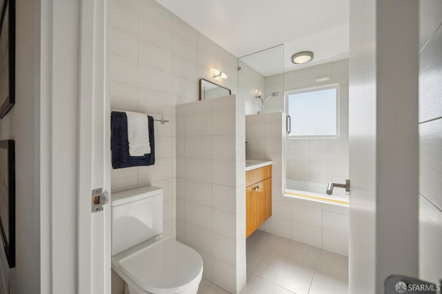 Photo #21: 426119697 Listing: Photo #21