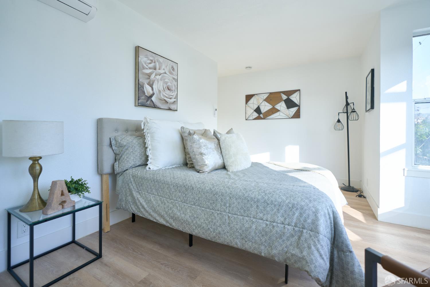 Detail Gallery Image 14 of 28 For 1270 South Van Ness Ave a,  San Francisco,  CA 94110 - 3 Beds | 1 Baths