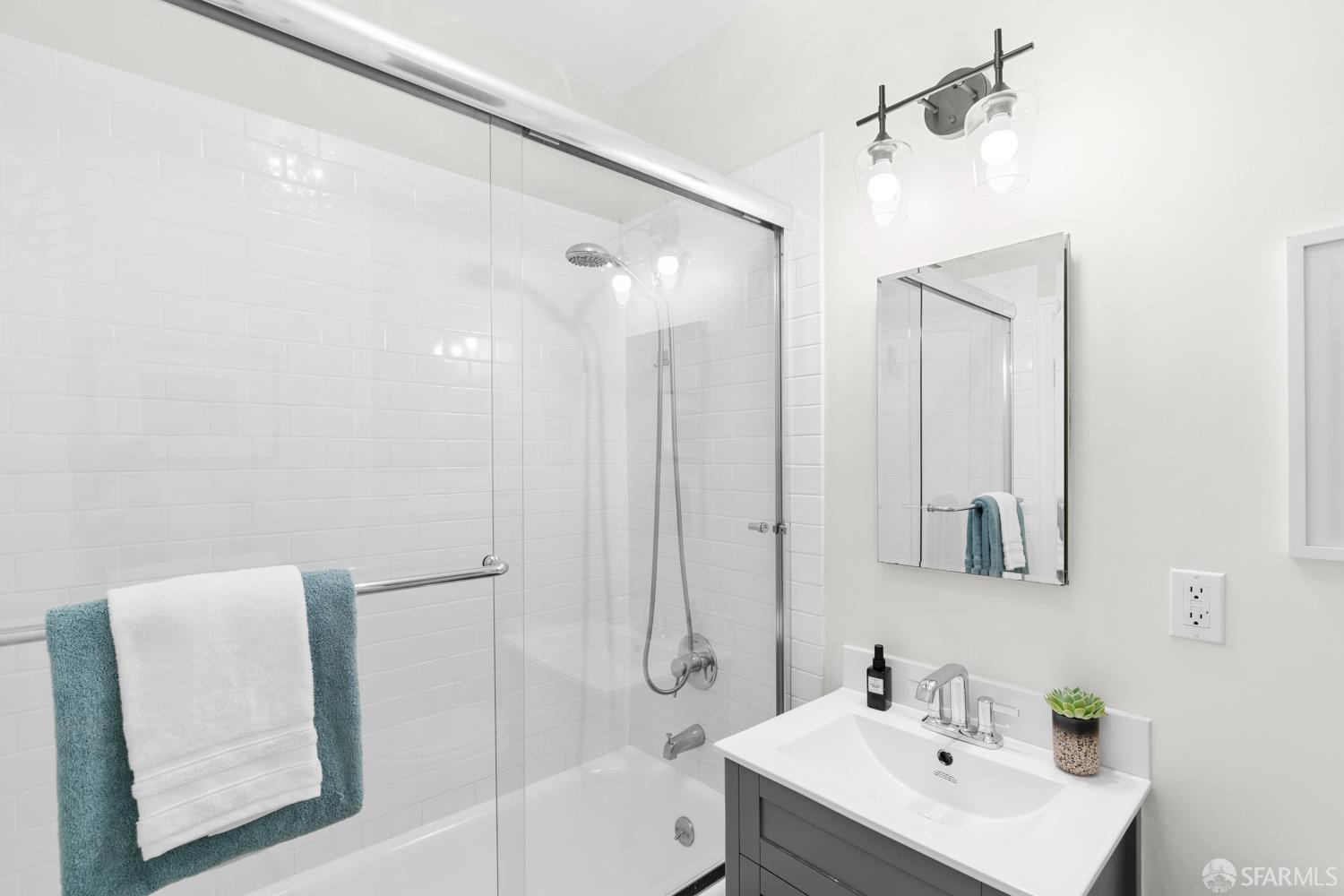 Photo #28: 426120021 Listing: Photo #28