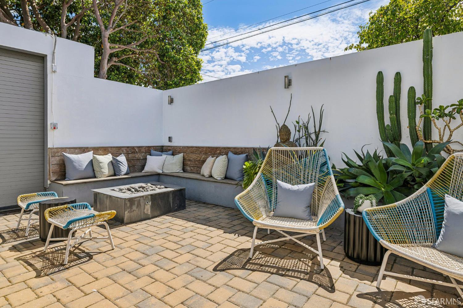 1450 Hawes, San Francisco, CA, 94124