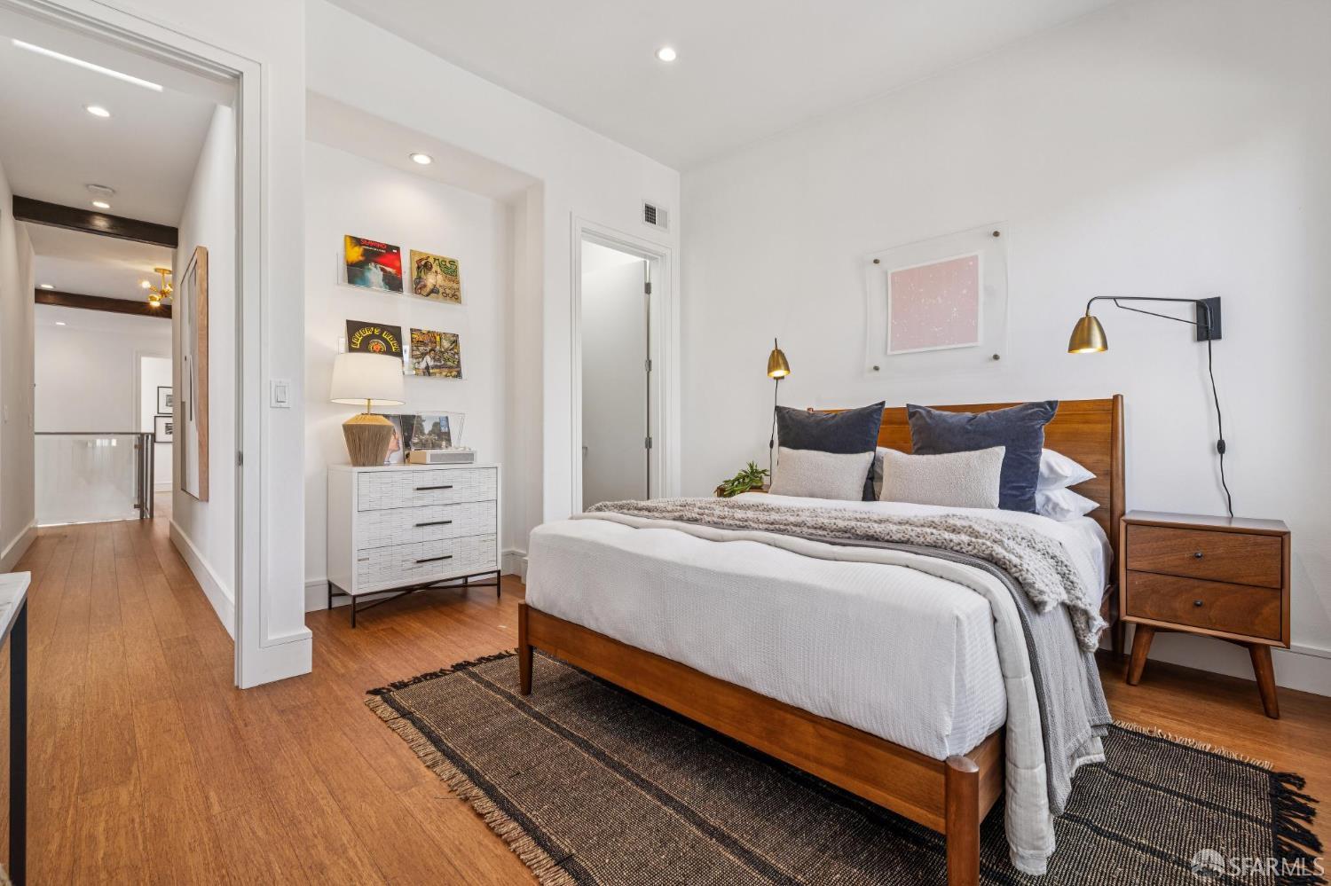 1450 Hawes, San Francisco, CA, 94124