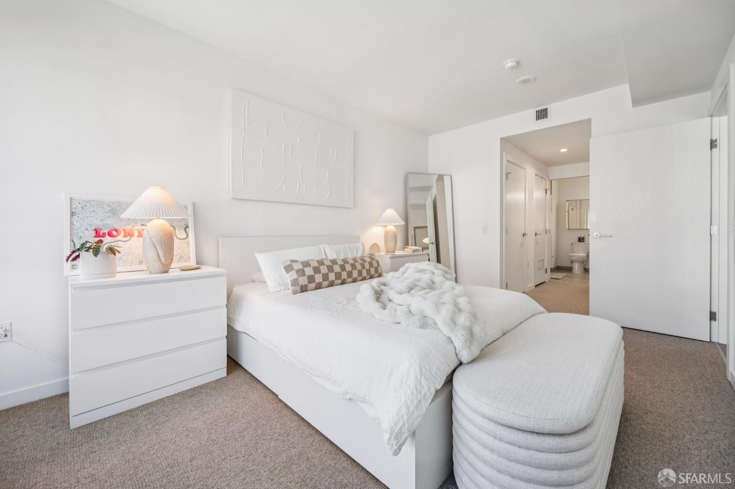 Photo #13: 426120051 Listing: Photo #13