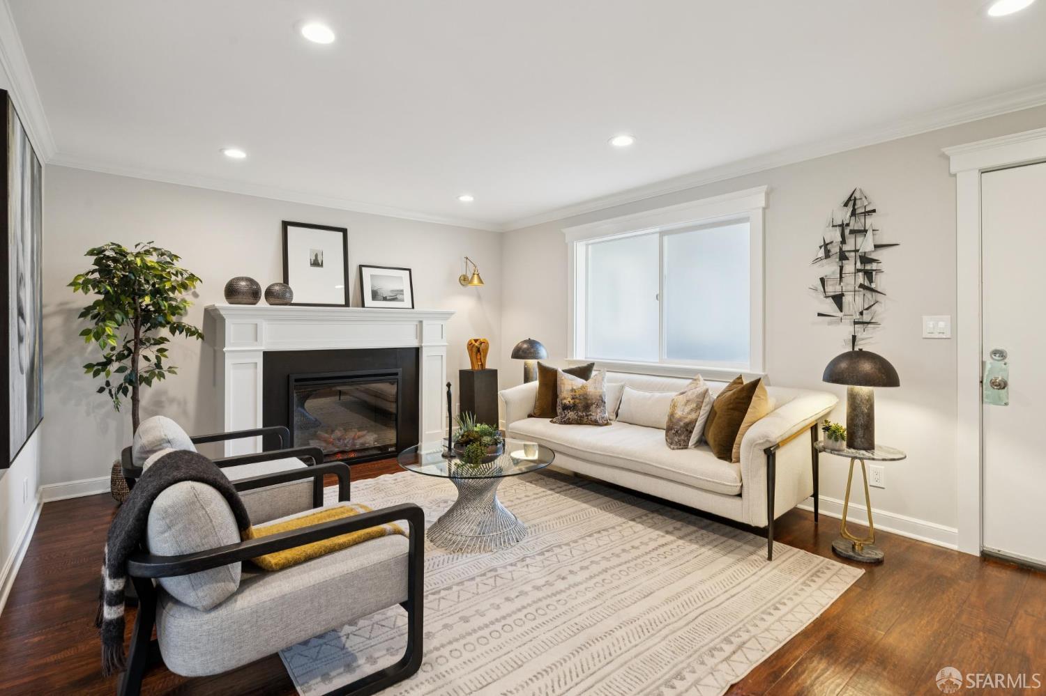 Detail Gallery Image 2 of 20 For 480 E Okeefe St #201,  East Palo Alto,  CA 94303 - 1 Beds | 1 Baths