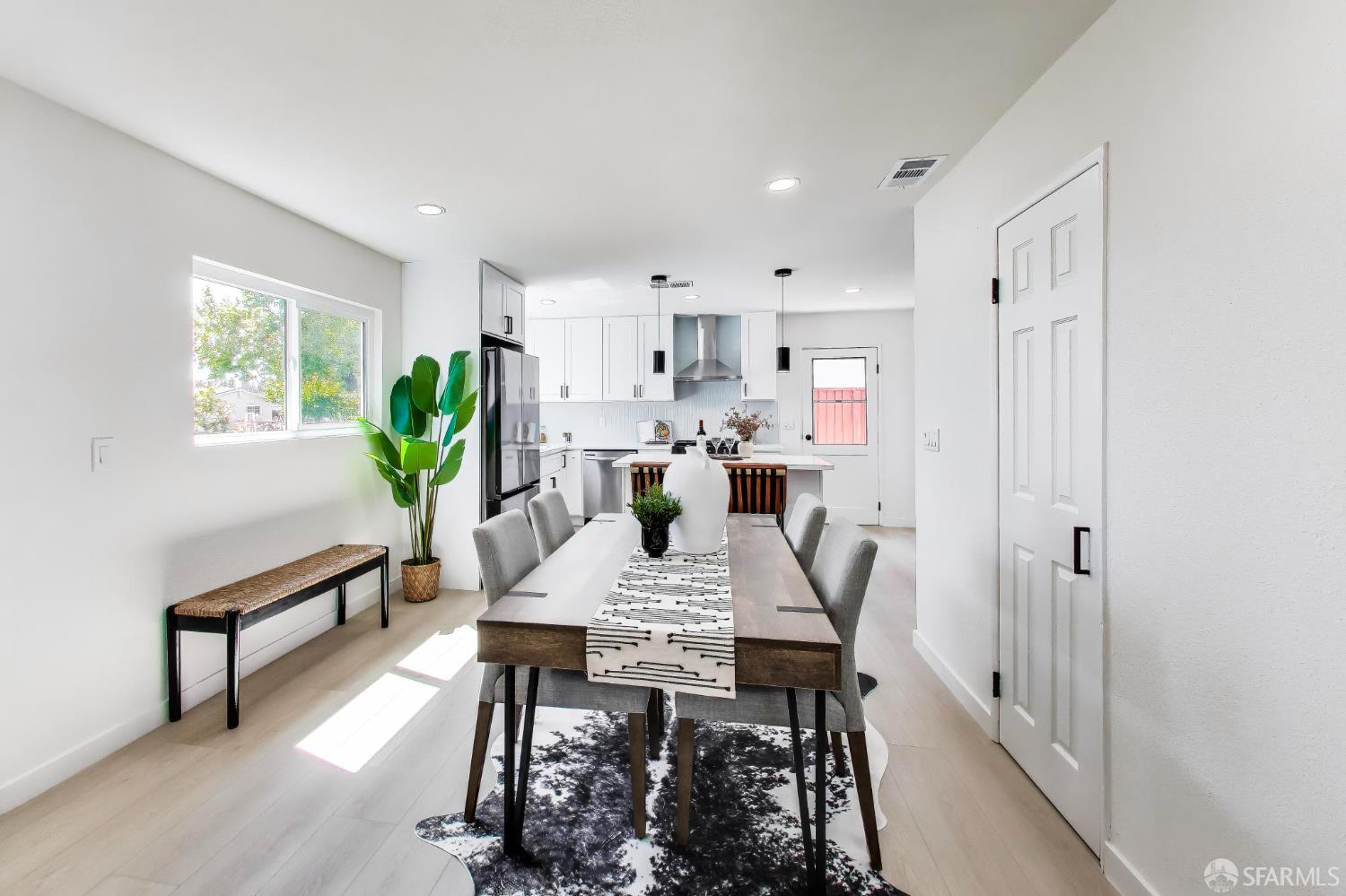 Detail Gallery Image 9 of 35 For 2177 Sullivan Ave, San Jose,  CA 95122 - 3 Beds | 2 Baths