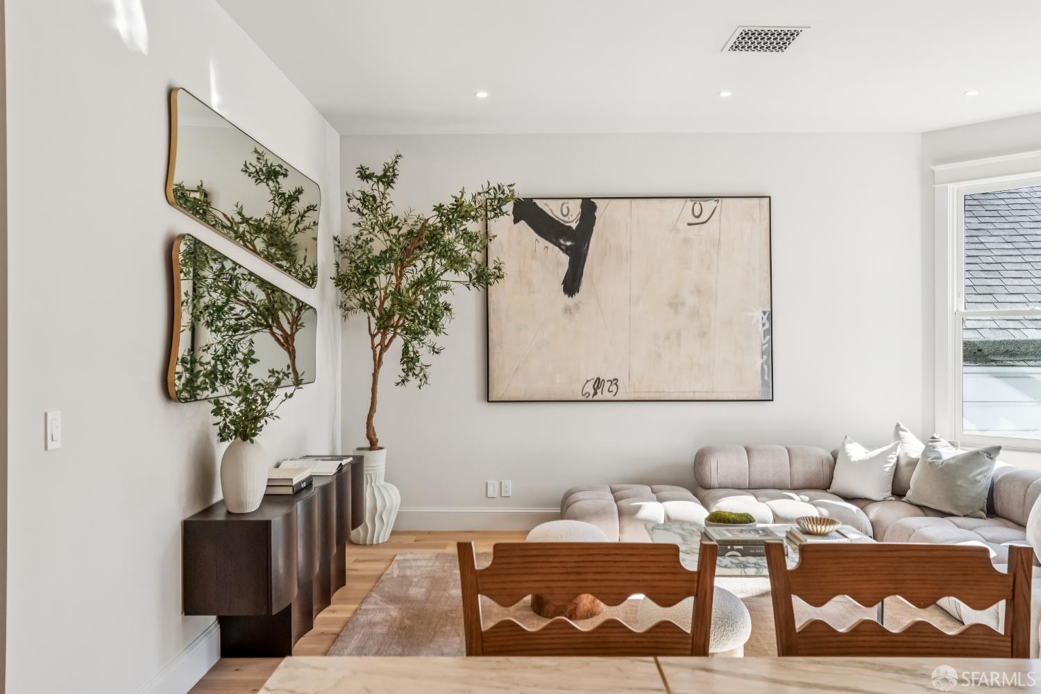 Photo #8: 426119546 Listing: Photo #8