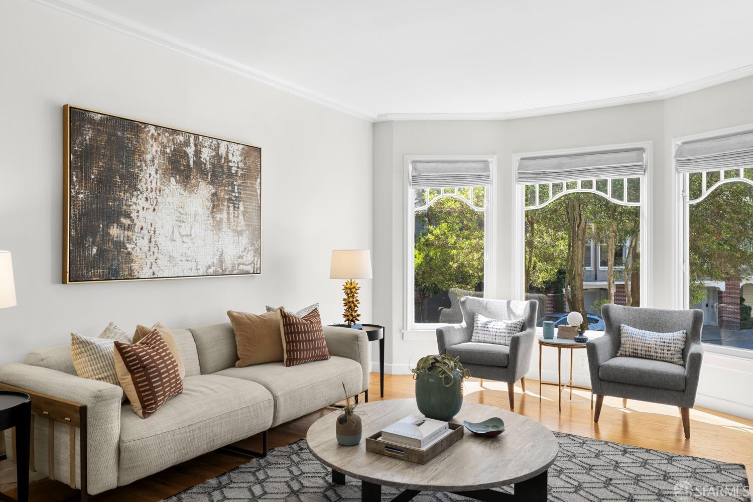 Photo #2: 426120021 Listing: Photo #2