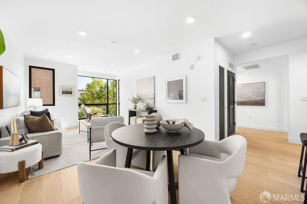 Detail Gallery Image 9 of 33 For 3620 Cesar Chavez St #303,  San Francisco,  CA 94110 - 2 Beds | 2 Baths