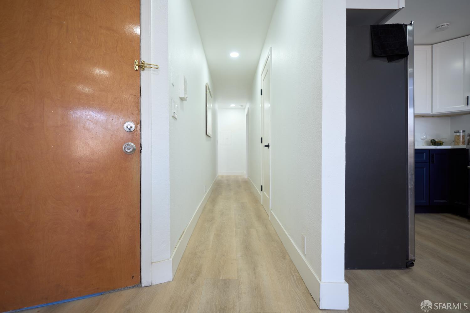 Detail Gallery Image 12 of 28 For 1270 South Van Ness Ave a,  San Francisco,  CA 94110 - 3 Beds | 1 Baths