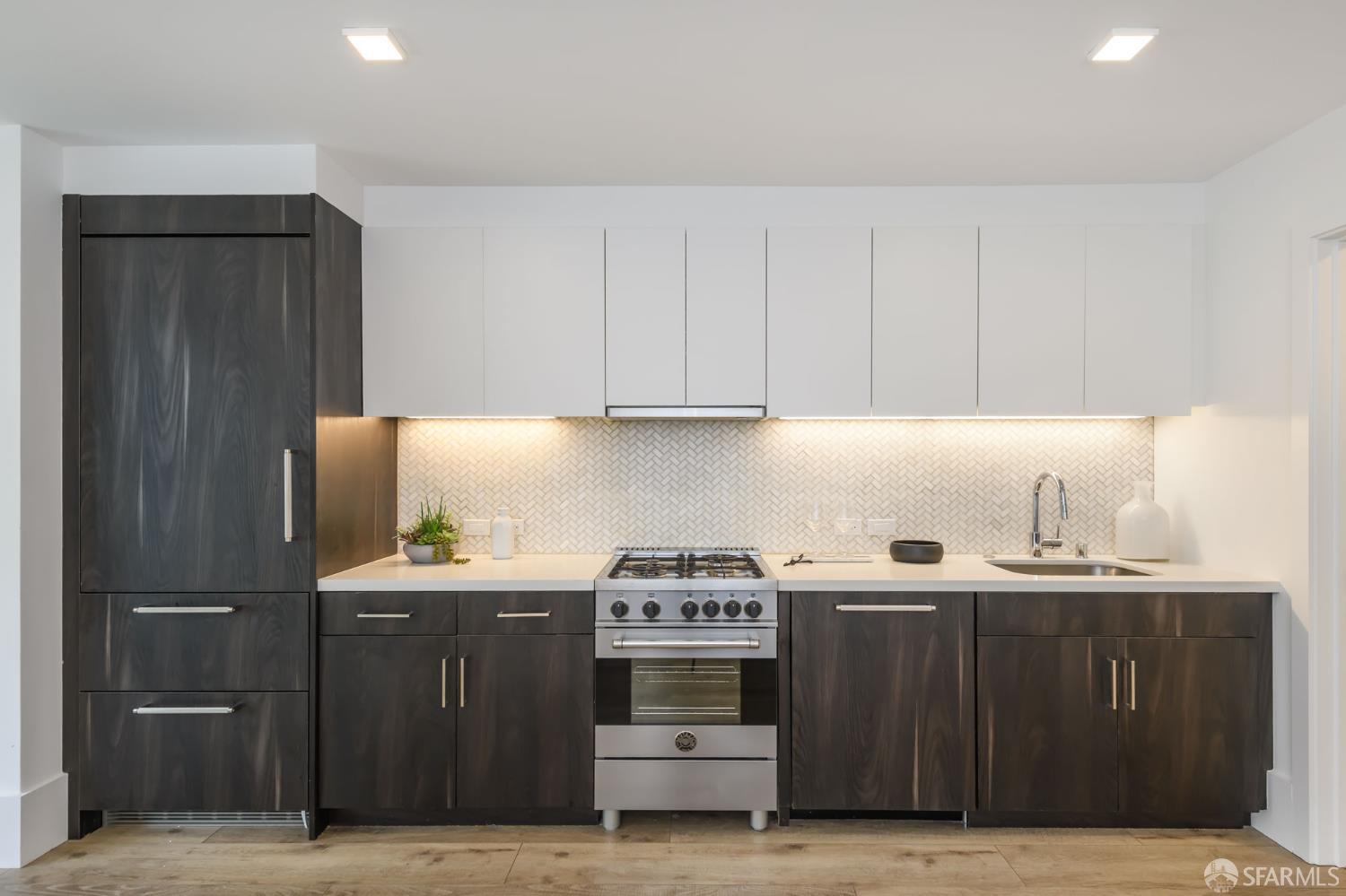 Photo #9: 426109655 Listing: Photo #9