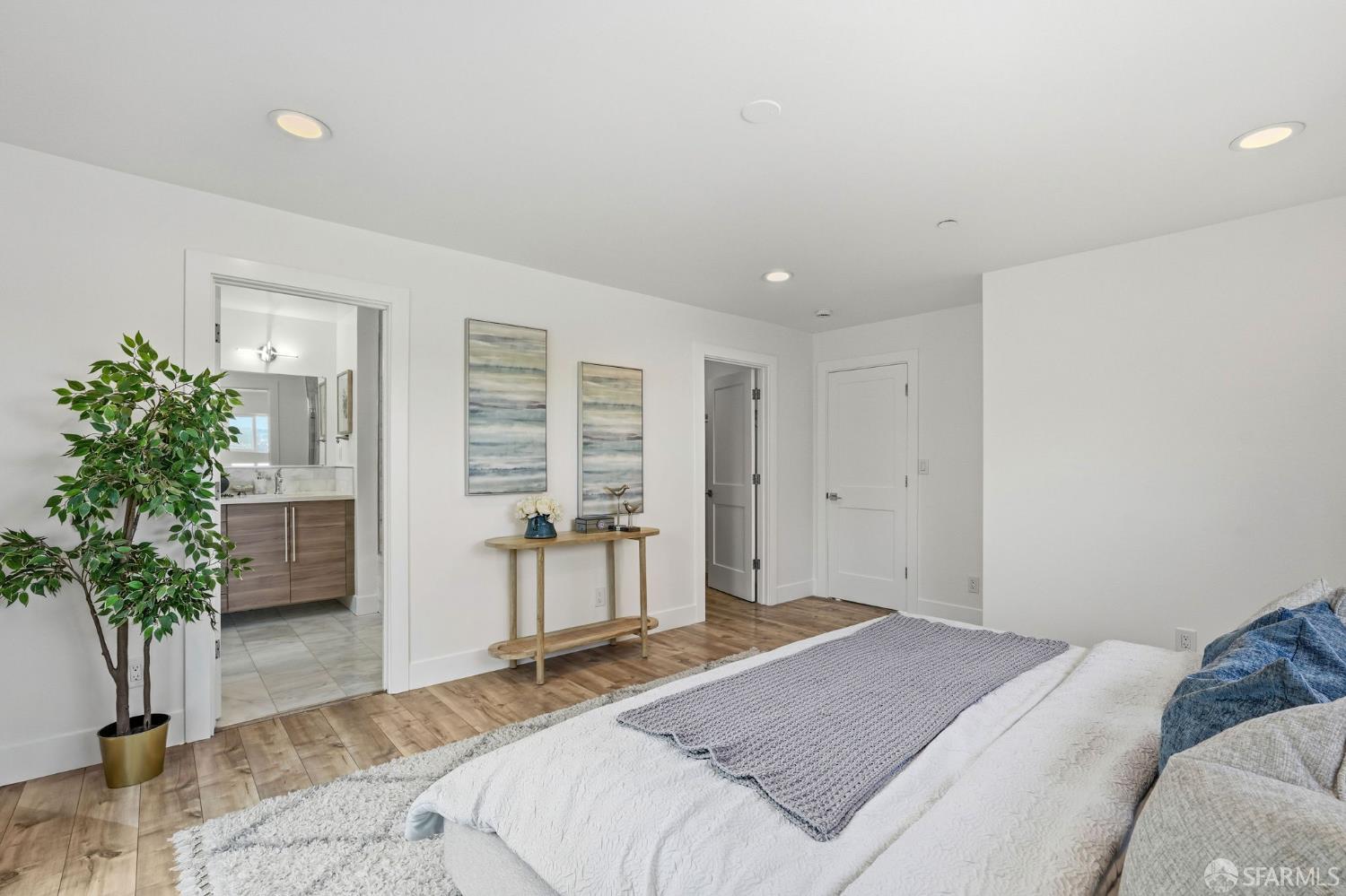 Detail Gallery Image 28 of 51 For 367 Heather Way, South San Francisco,  CA 94080 - 4 Beds | 3 Baths