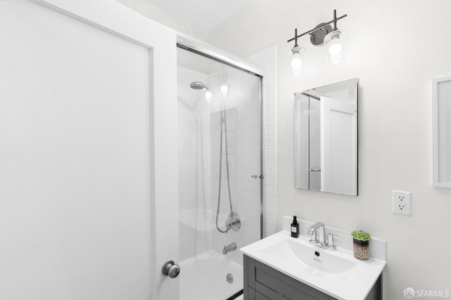 Photo #26: 426120021 Listing: Photo #26