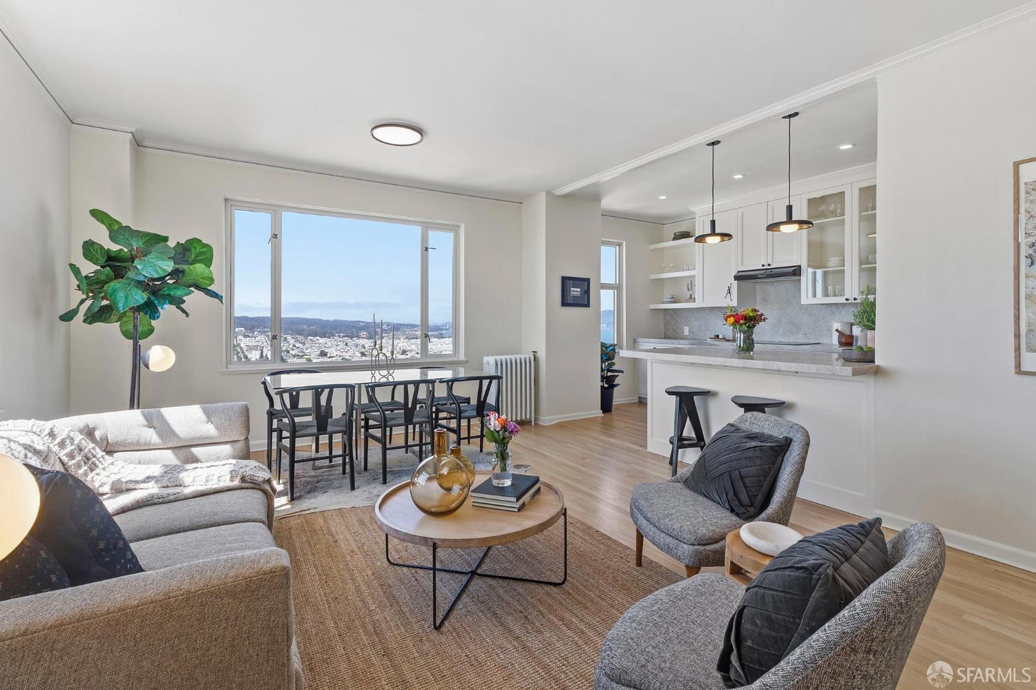 Photo #1: 426119302 Listing: Photo #1