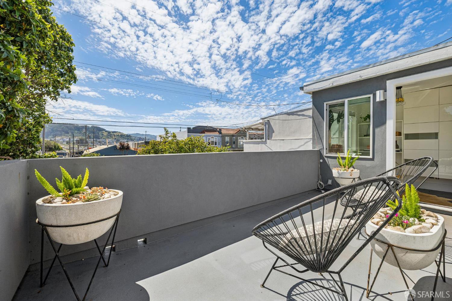 1450 Hawes, San Francisco, CA, 94124