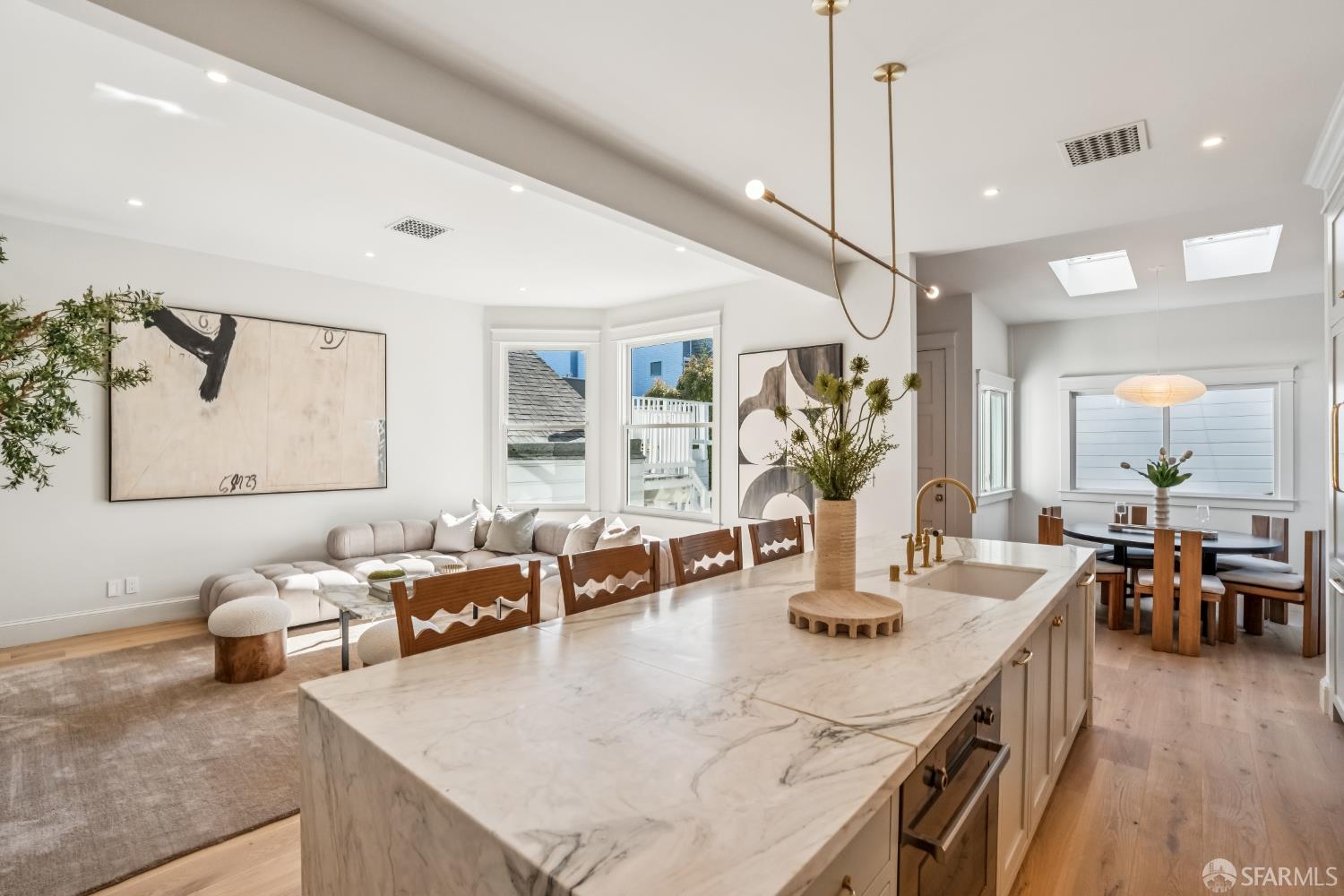 Photo #11: 426119546 Listing: Photo #11