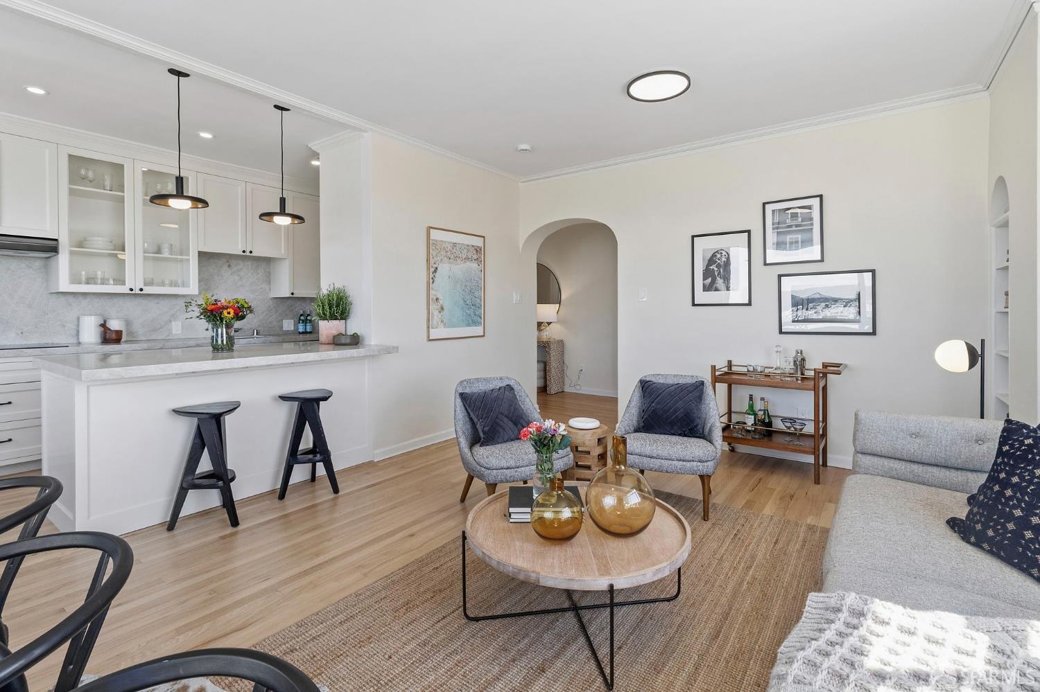 Photo #6: 426119302 Listing: Photo #6