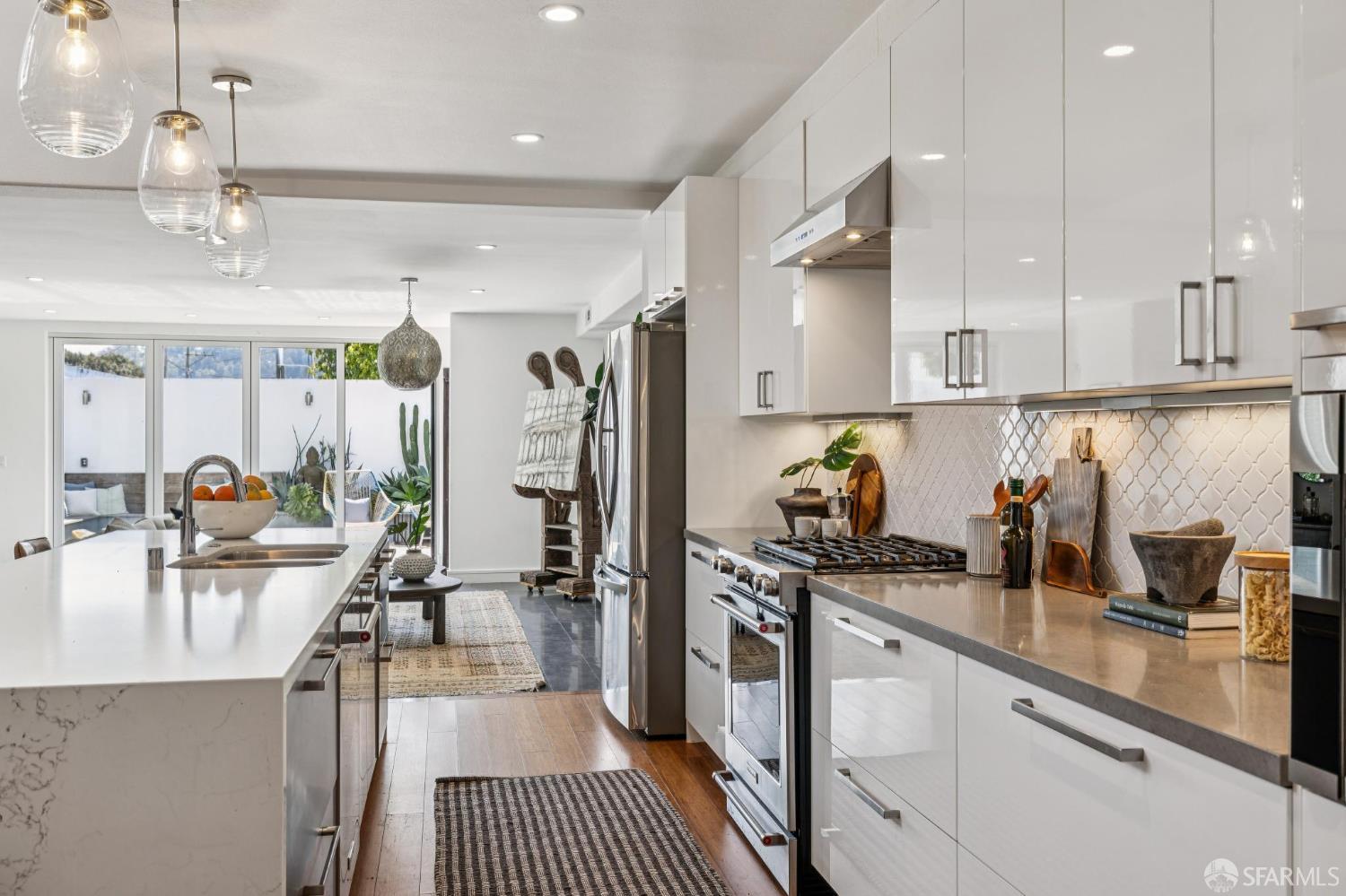 1450 Hawes, San Francisco, CA, 94124