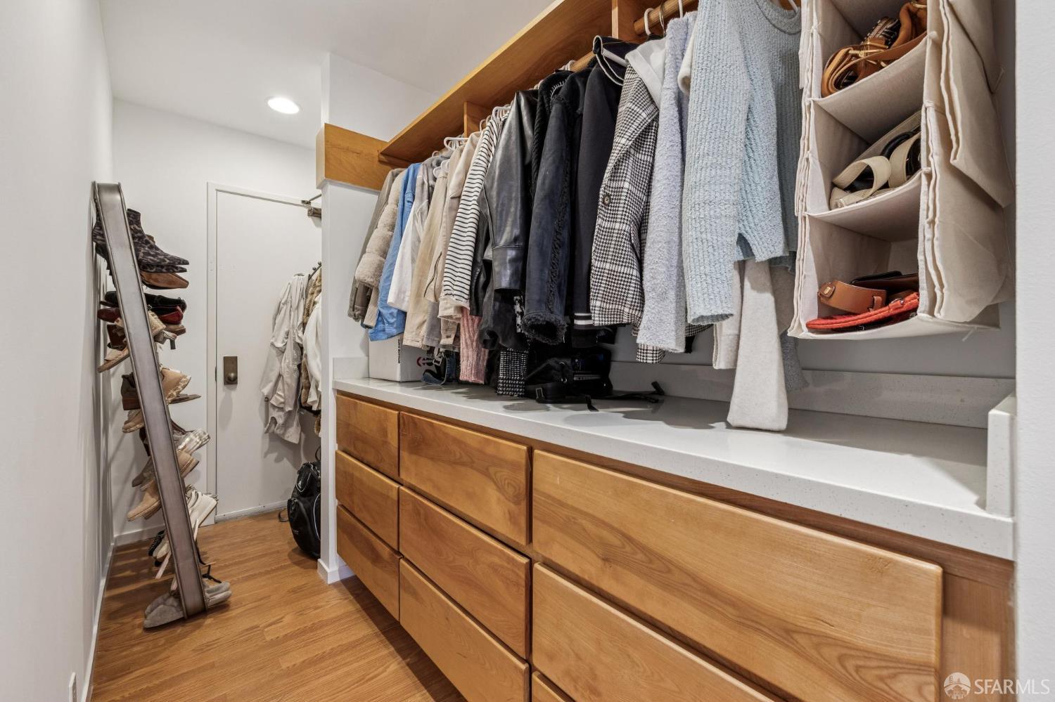 Photo #37: 426120491 Listing: Photo #37