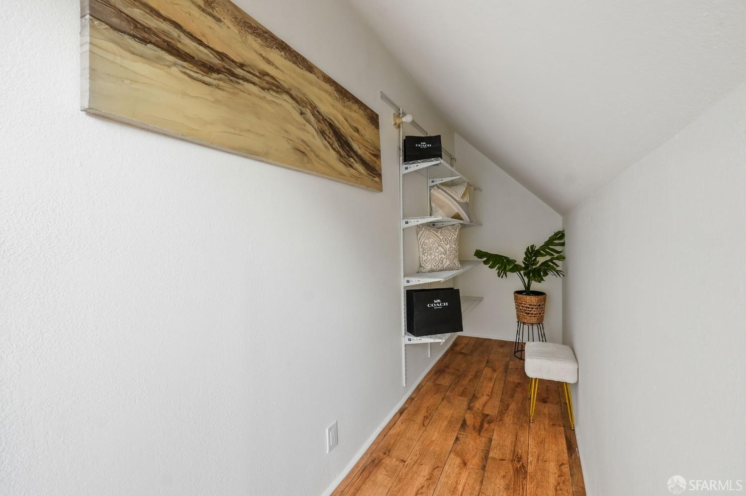 Detail Gallery Image 18 of 34 For 257 Andover St, San Francisco,  CA 94110 - – Beds | – Baths