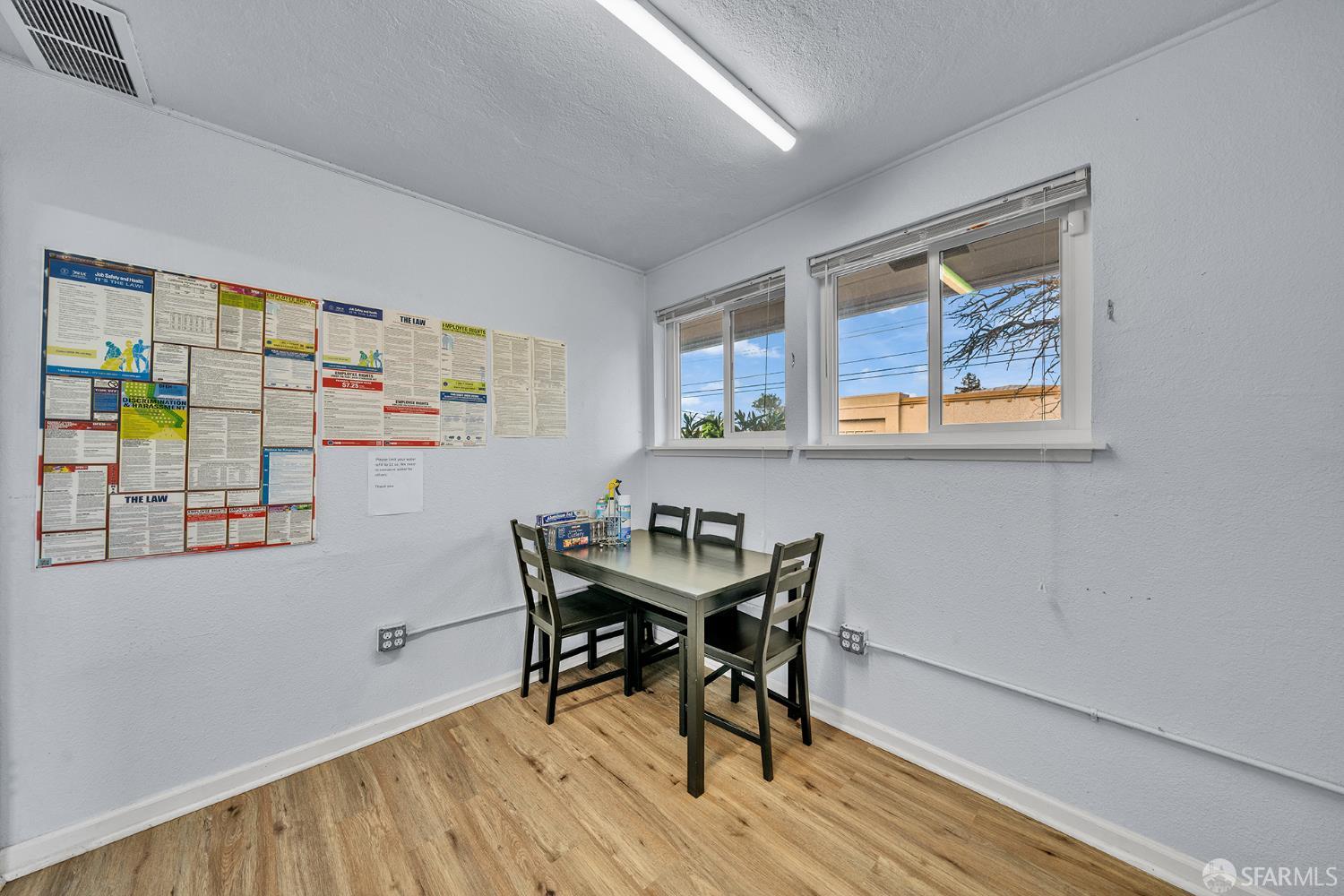 Detail Gallery Image 12 of 43 For 2820 Broadmoor Ave, Concord,  CA 94520 - – Beds | – Baths