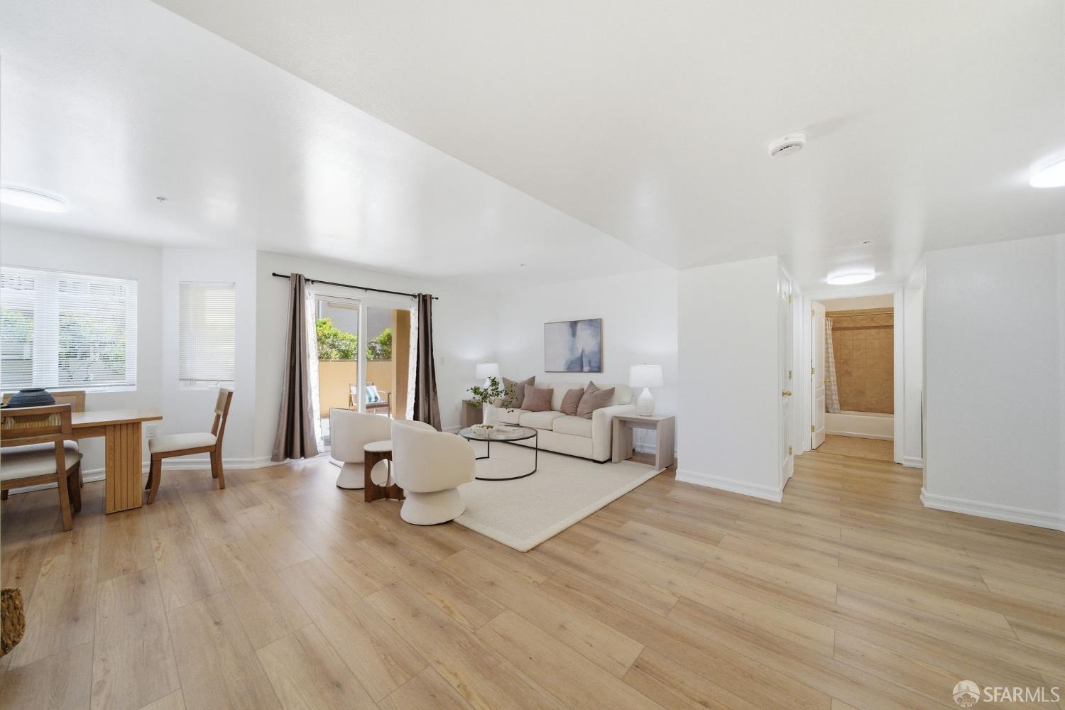 Detail Gallery Image 5 of 41 For 3721 Carter Dr #1101,  South San Francisco,  CA 94080 - 2 Beds | 2 Baths