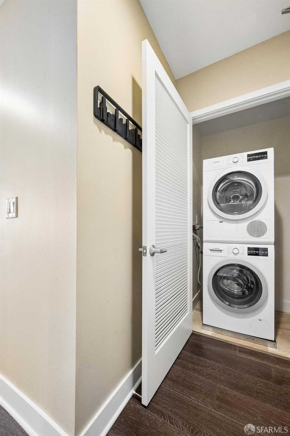 Photo #27: 426105815 Listing: Photo #27