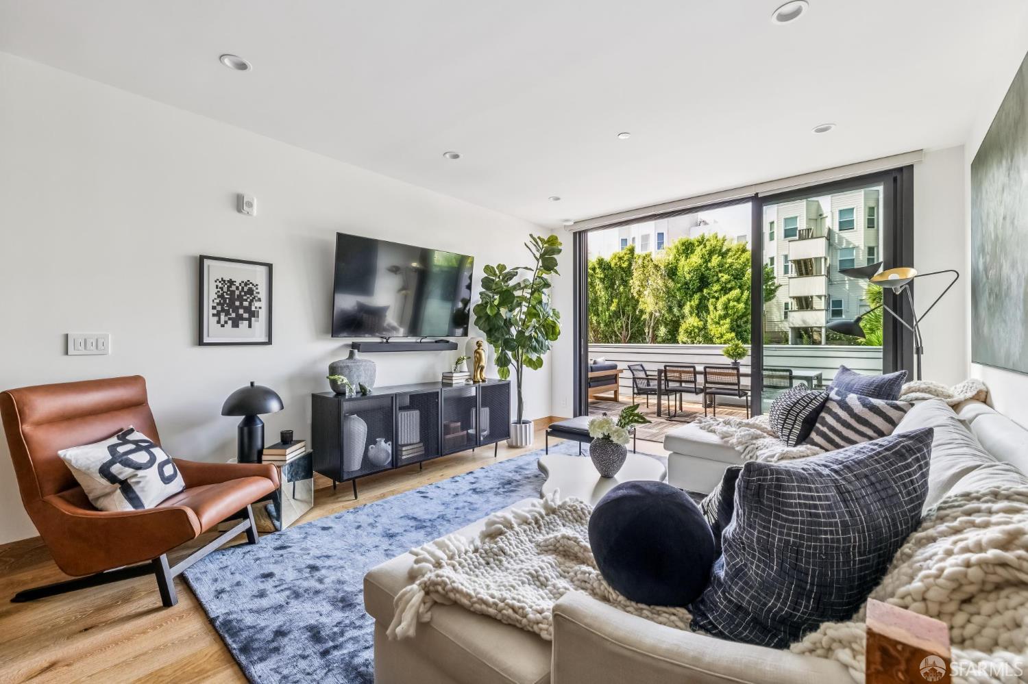 Photo #6: 426120175 Listing: Photo #6