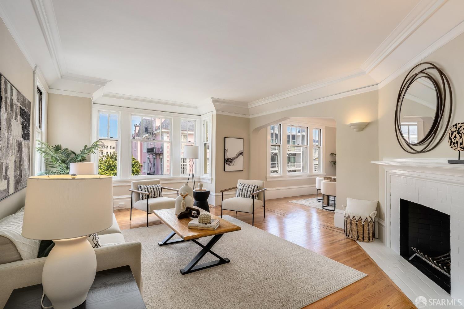 Photo #5: 426120506 Listing: Photo #5