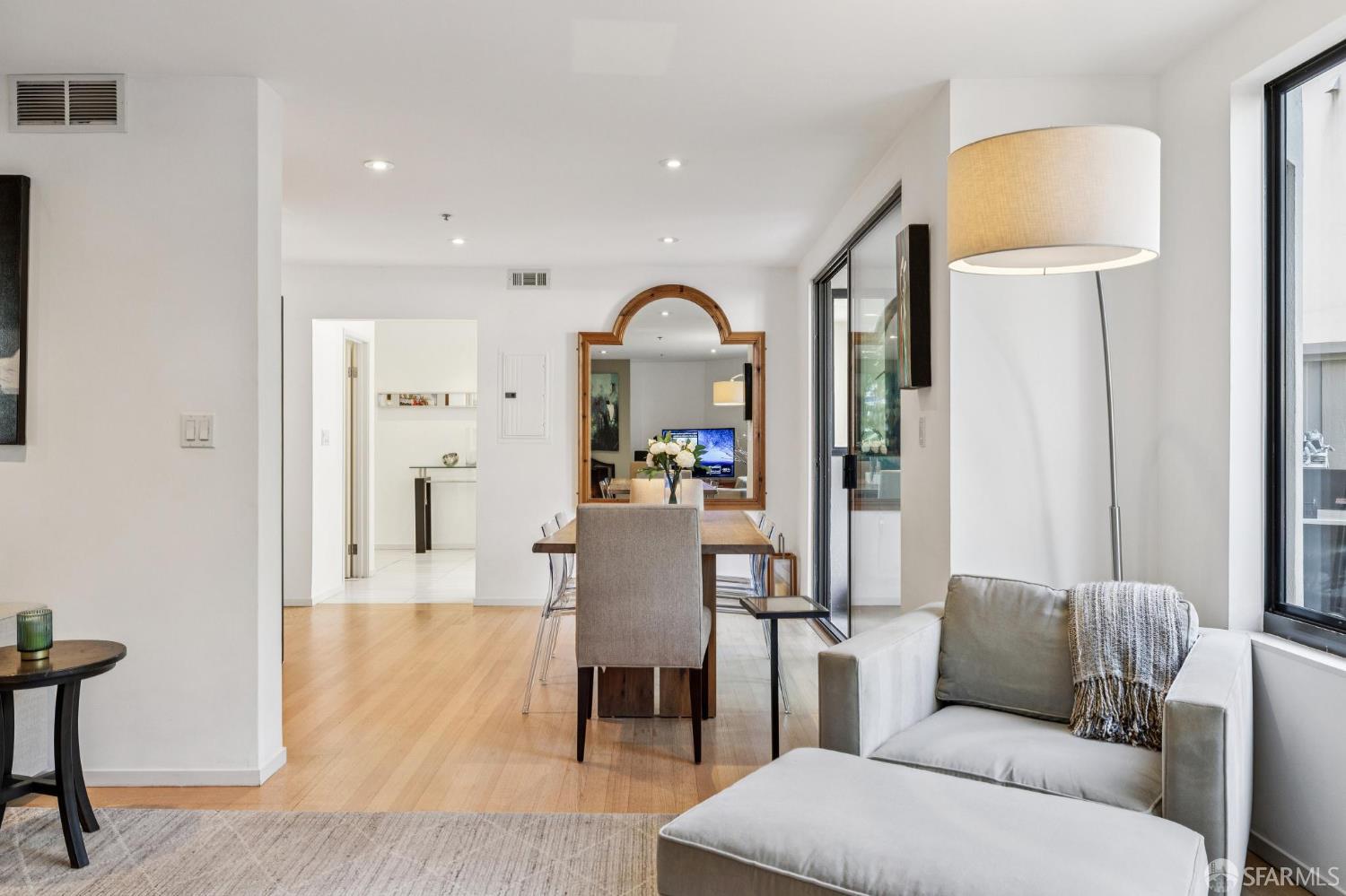 Photo #13: 426120491 Listing: Photo #13