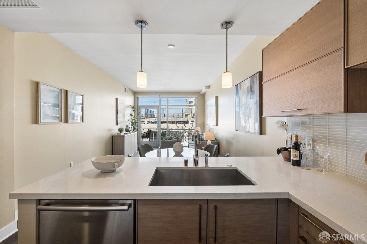 Photo #14: 426105815 Listing: Photo #14