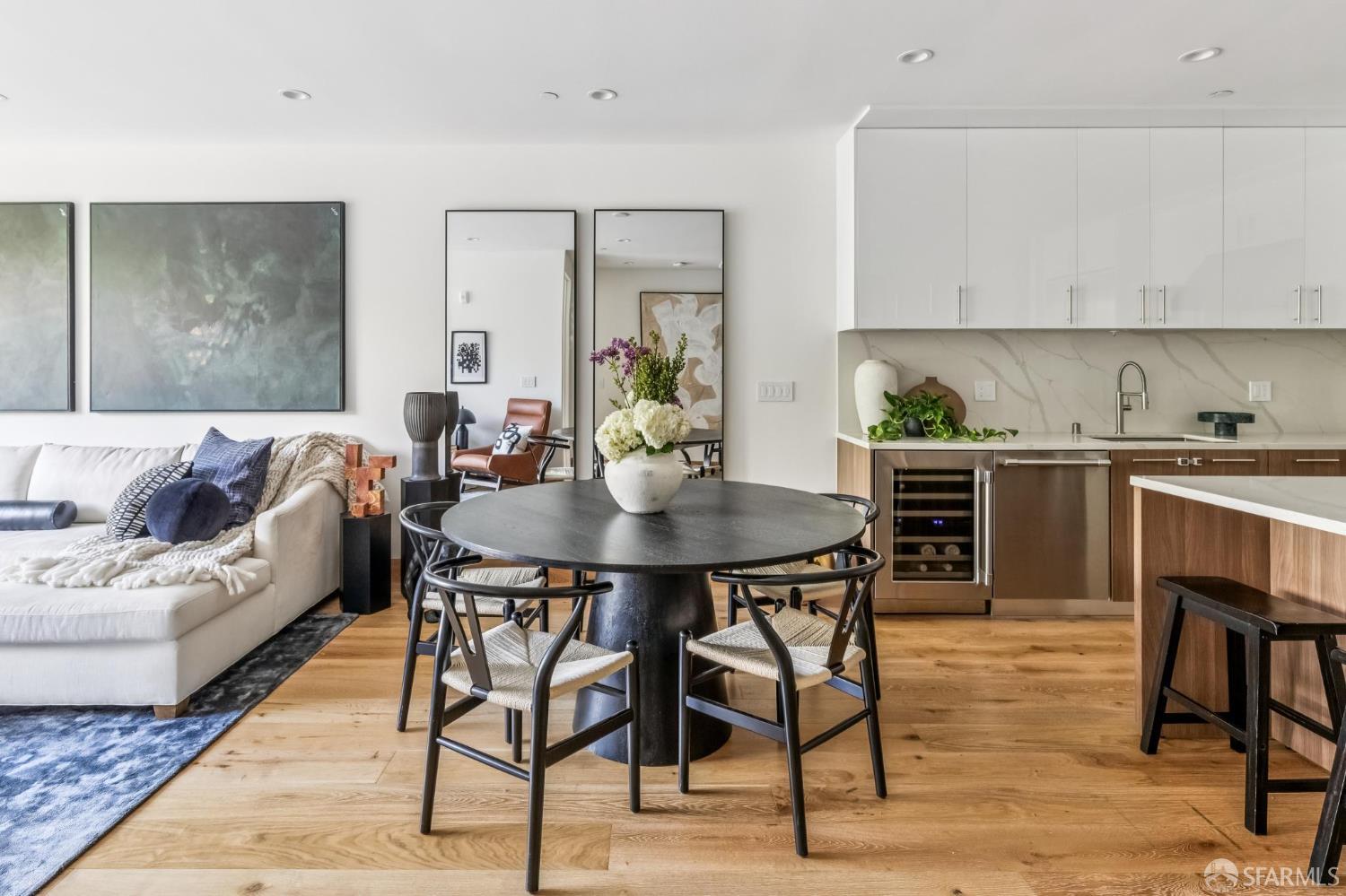 Photo #10: 426120175 Listing: Photo #10