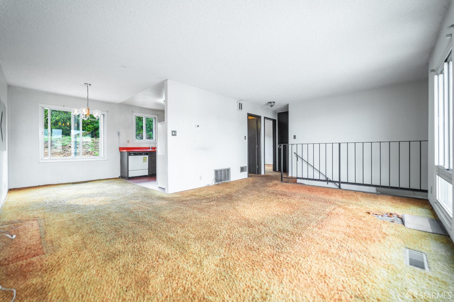 Detail Gallery Image 4 of 44 For 55 Derby St, Daly City,  CA 94015 - 2 Beds | 1 Baths