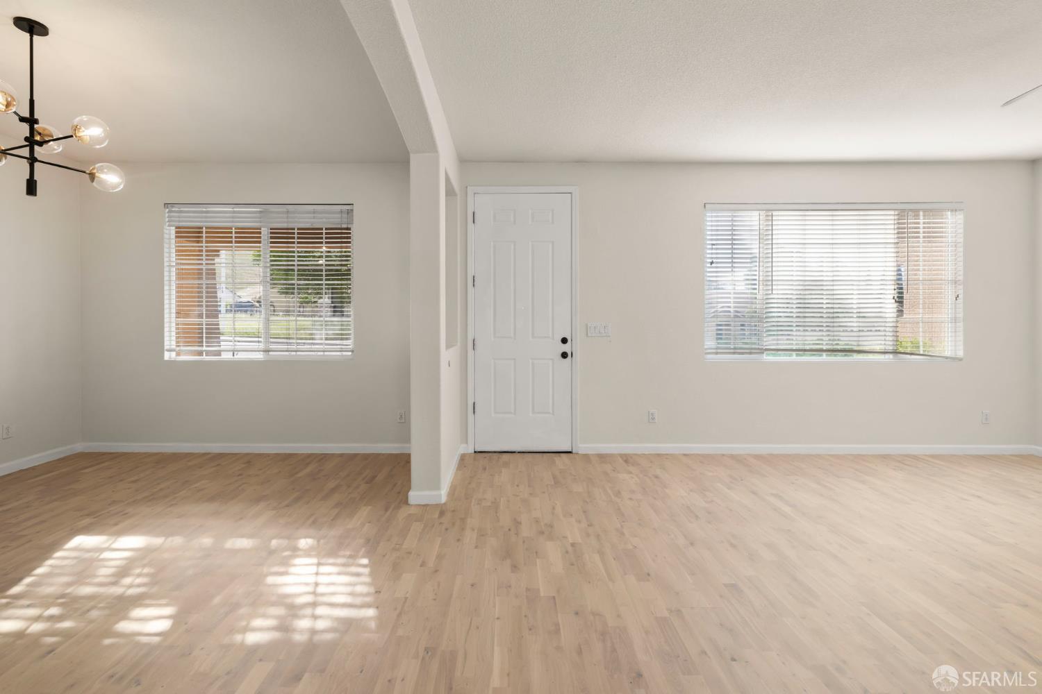 Detail Gallery Image 5 of 35 For 3801 Pintail Dr, Antioch,  CA 94509 - 4 Beds | 2 Baths