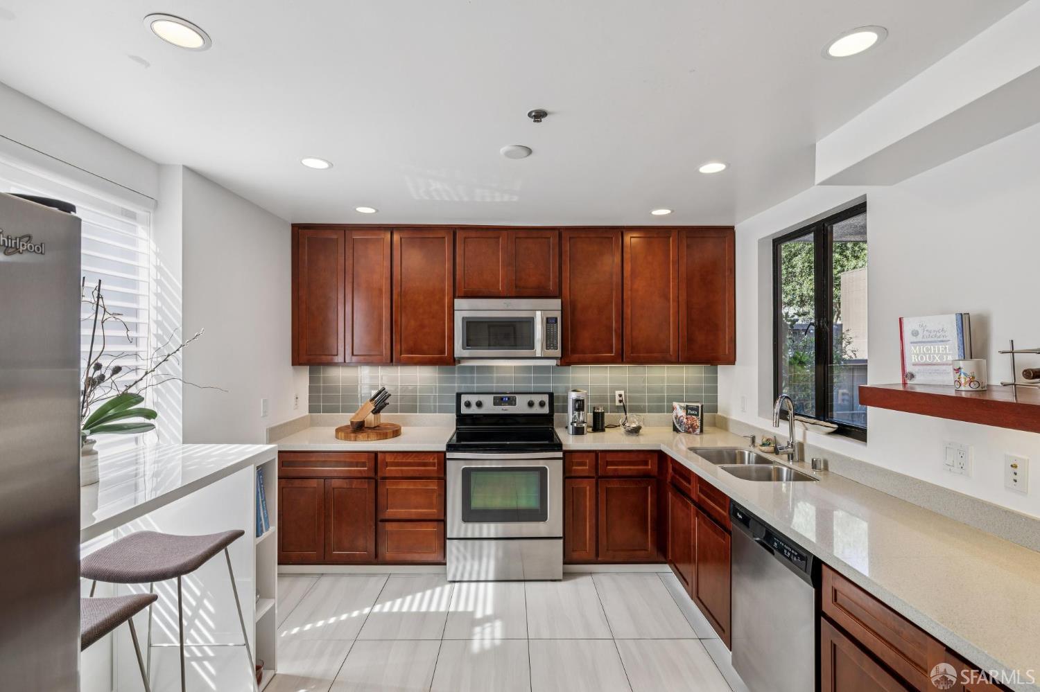 Photo #26: 426120491 Listing: Photo #26