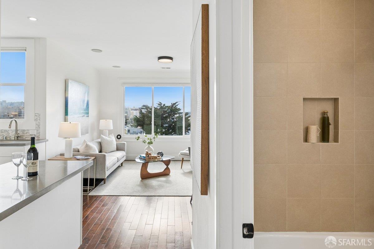 Photo #23: 426108884 Listing: Photo #23