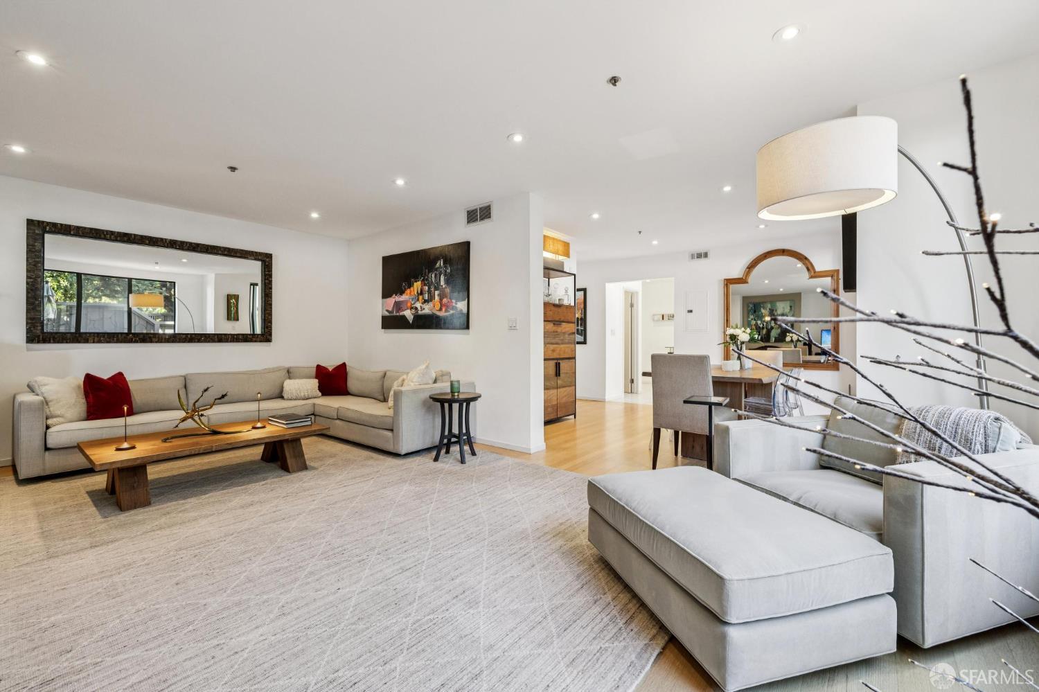 Photo #8: 426120491 Listing: Photo #8