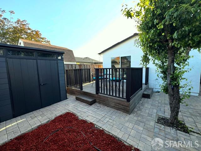 Detail Gallery Image 13 of 23 For 590 Hurlingame Ave, Redwood City,  CA 94063 - 2 Beds | 1 Baths