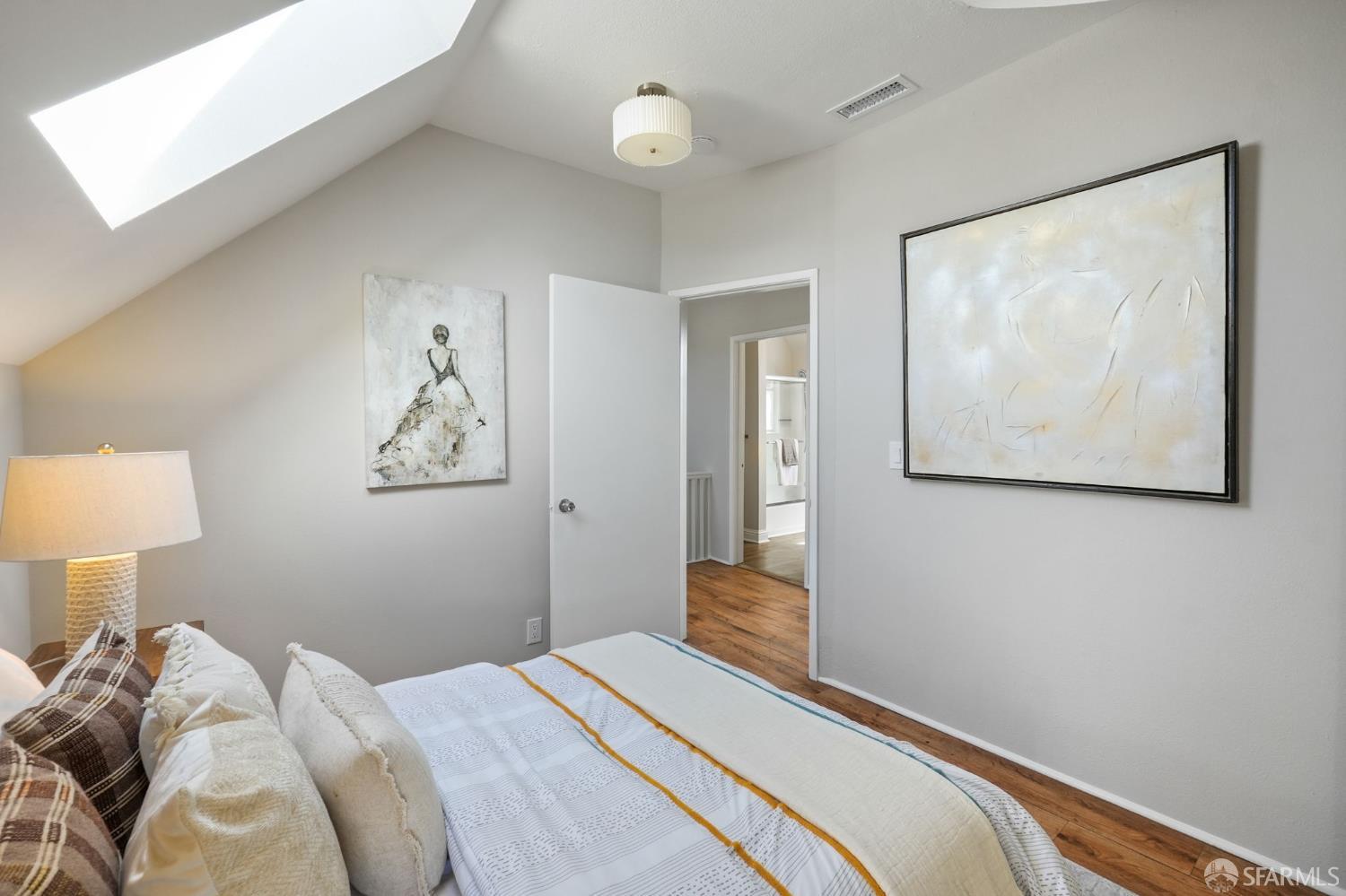 Detail Gallery Image 16 of 34 For 257 Andover St, San Francisco,  CA 94110 - – Beds | – Baths