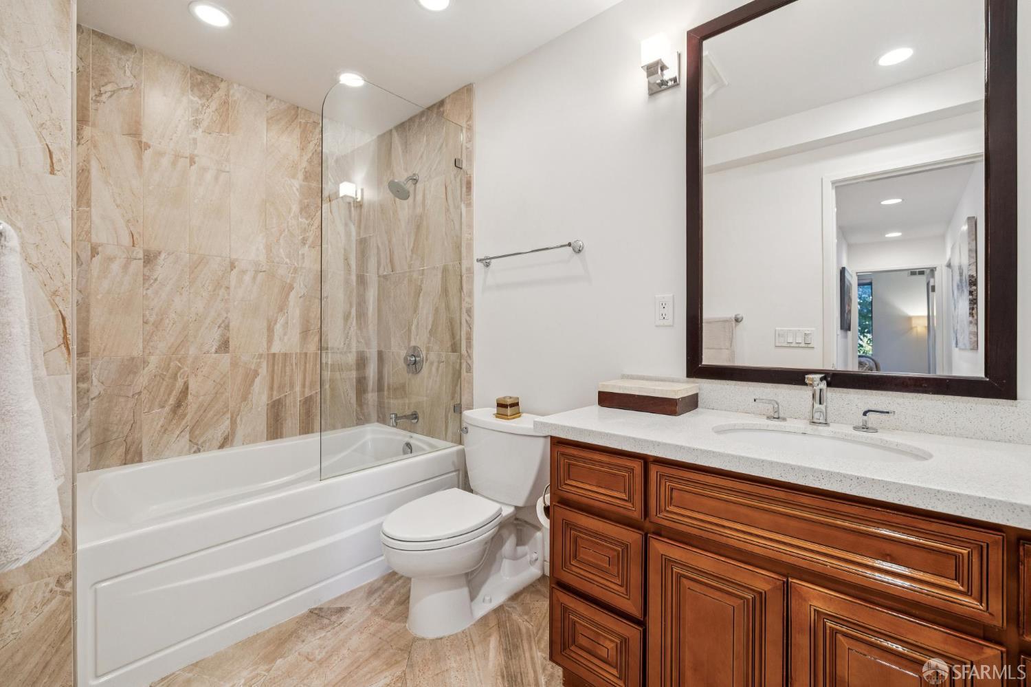 Photo #43: 426120491 Listing: Photo #43