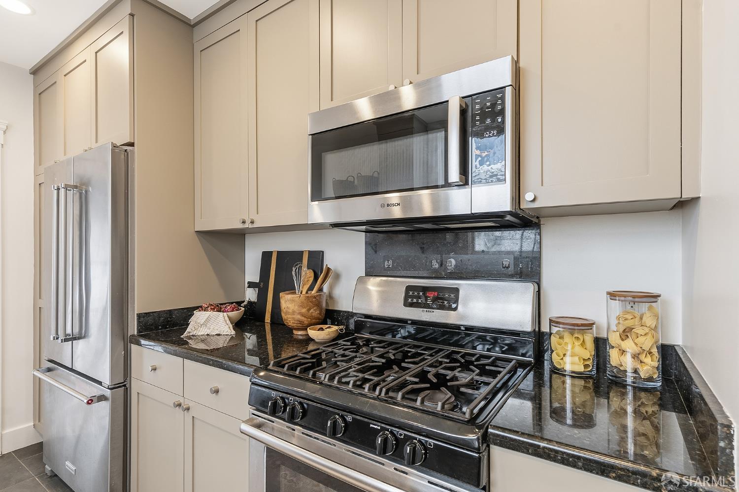 Photo #10: 426117797 Listing: Photo #10