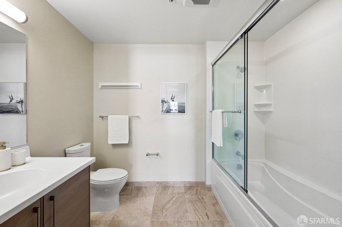 Photo #18: 426105815 Listing: Photo #18