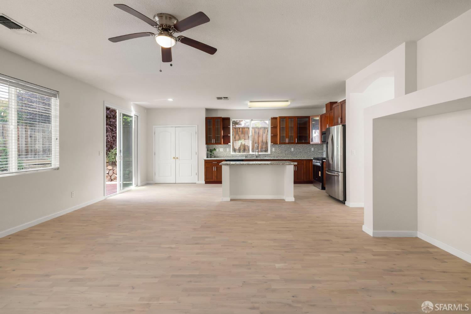 Detail Gallery Image 14 of 35 For 3801 Pintail Dr, Antioch,  CA 94509 - 4 Beds | 2 Baths