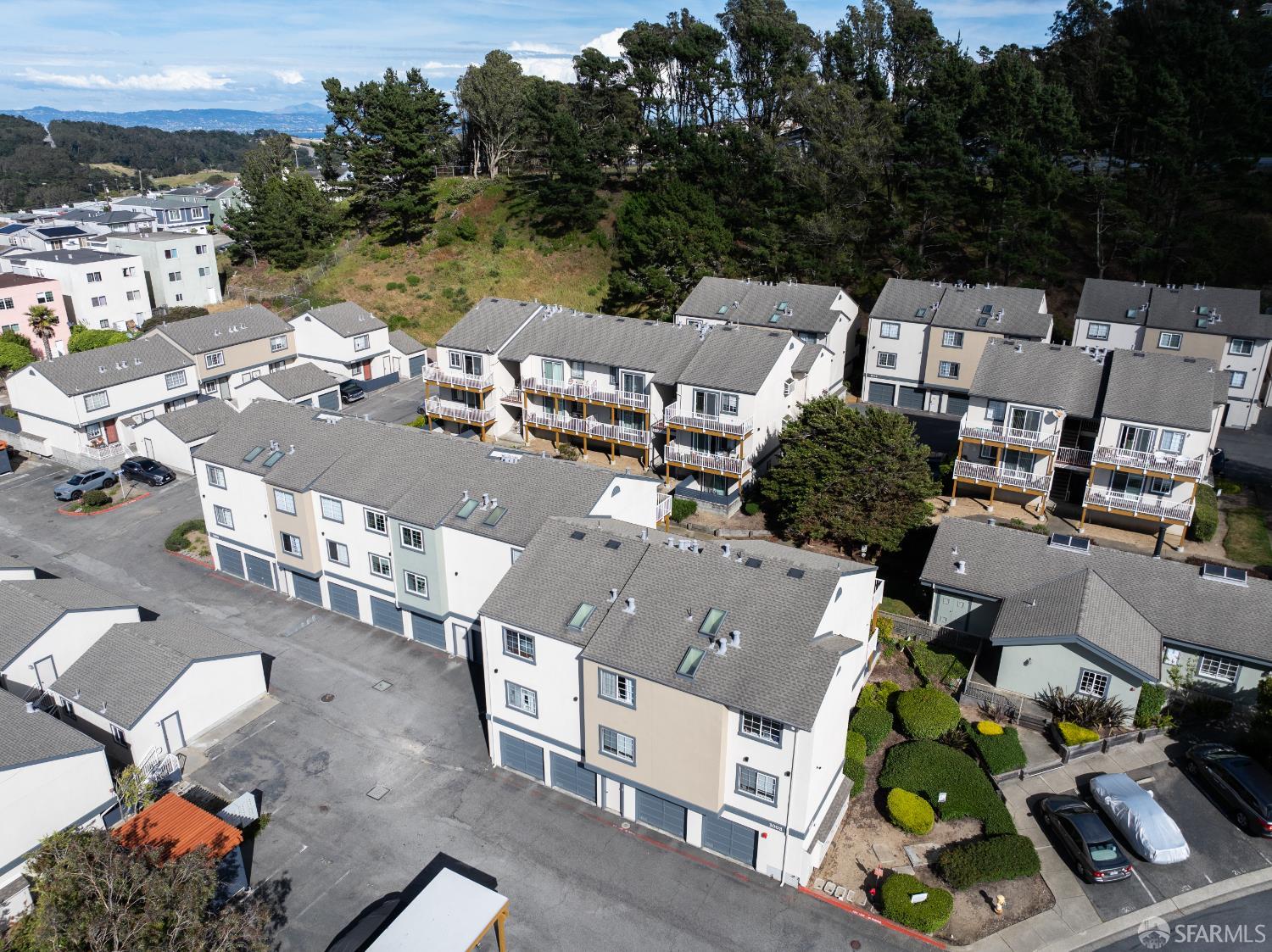 Photo #9: 426119464 Listing: Photo #9