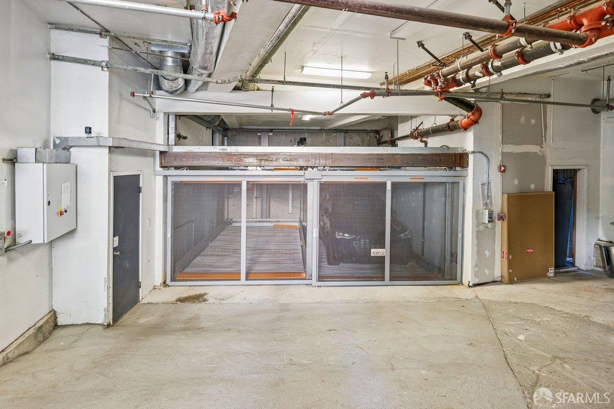 Photo #42: 426108884 Listing: Photo #42